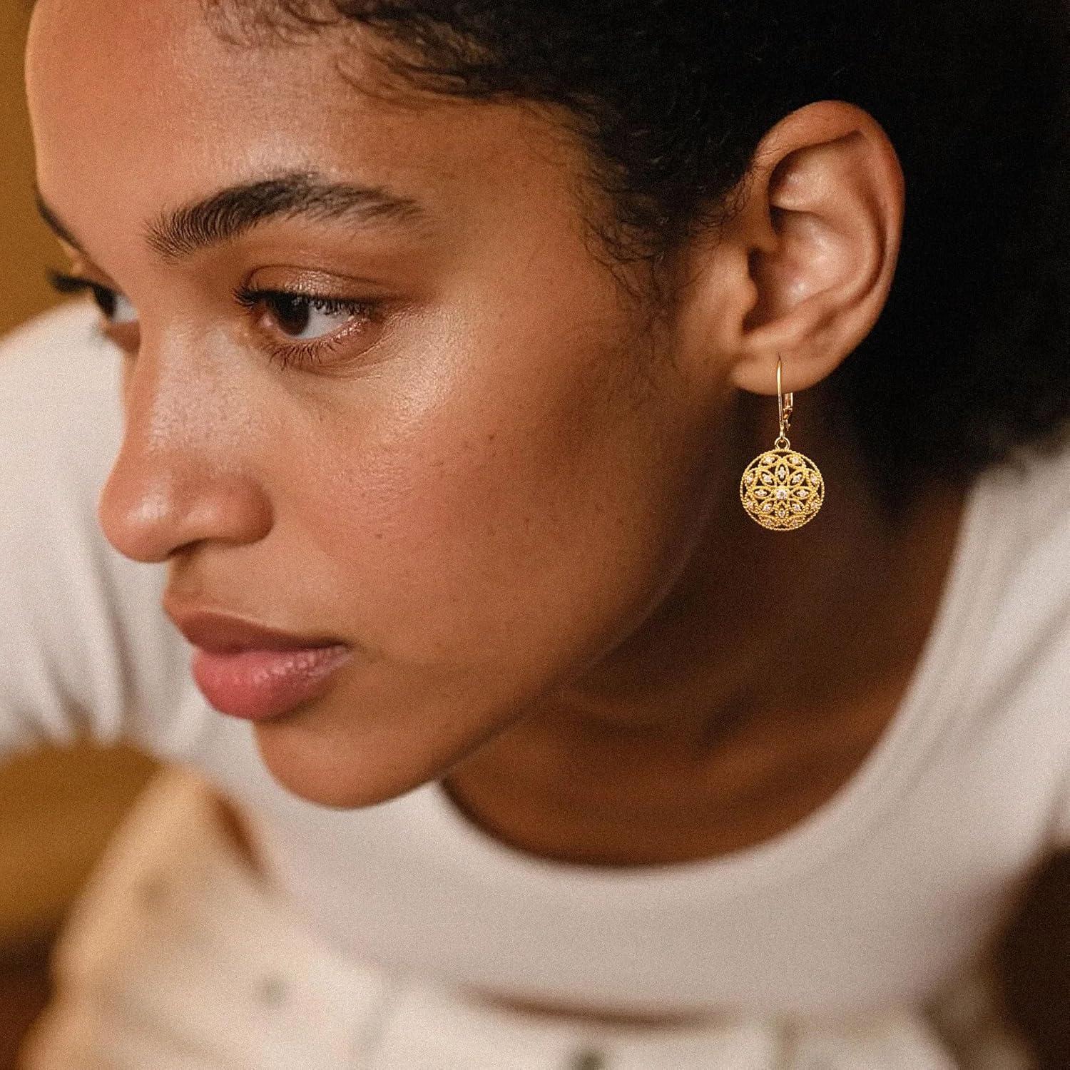 925 Sterling Silver Teardrop Dangle Earrings for Women Cubic Zirconia Leverback Filigree Drop Dangle Earrings Jewelry Hypoallergenic Silver Teardrop Filigree Earring for Gifts(B-14K Gold)